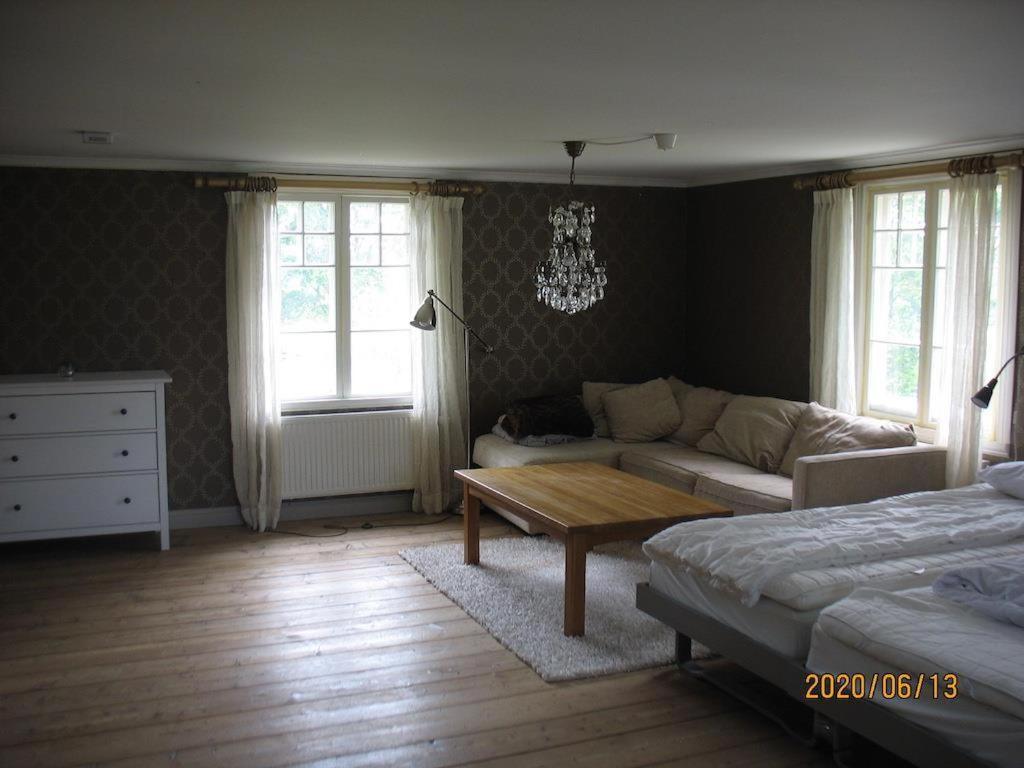 Amazing Home In Mellerud With 4 Bedrooms And Wifi Exterior photo