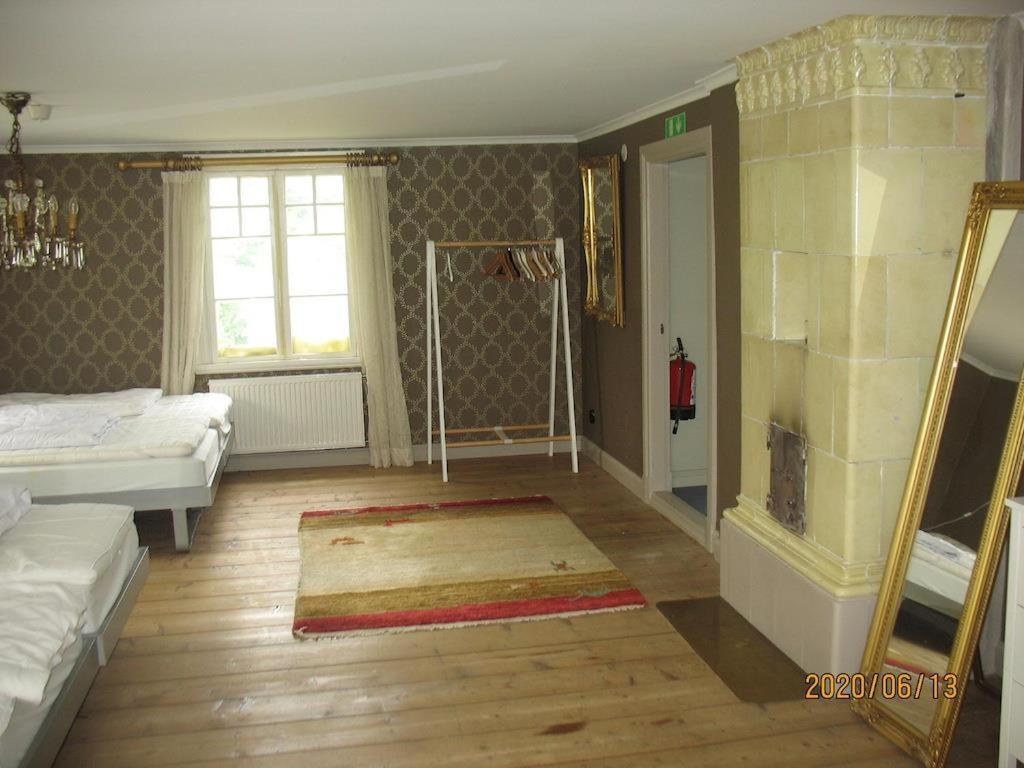 Amazing Home In Mellerud With 4 Bedrooms And Wifi Exterior photo