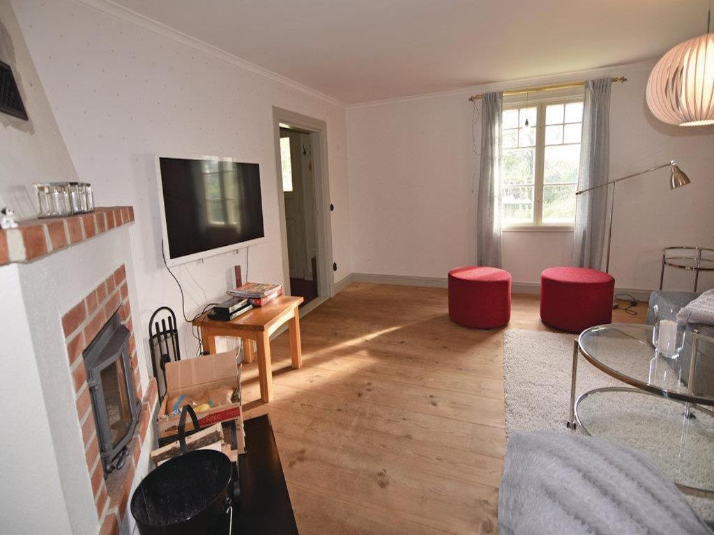 Amazing Home In Mellerud With 4 Bedrooms And Wifi Exterior photo
