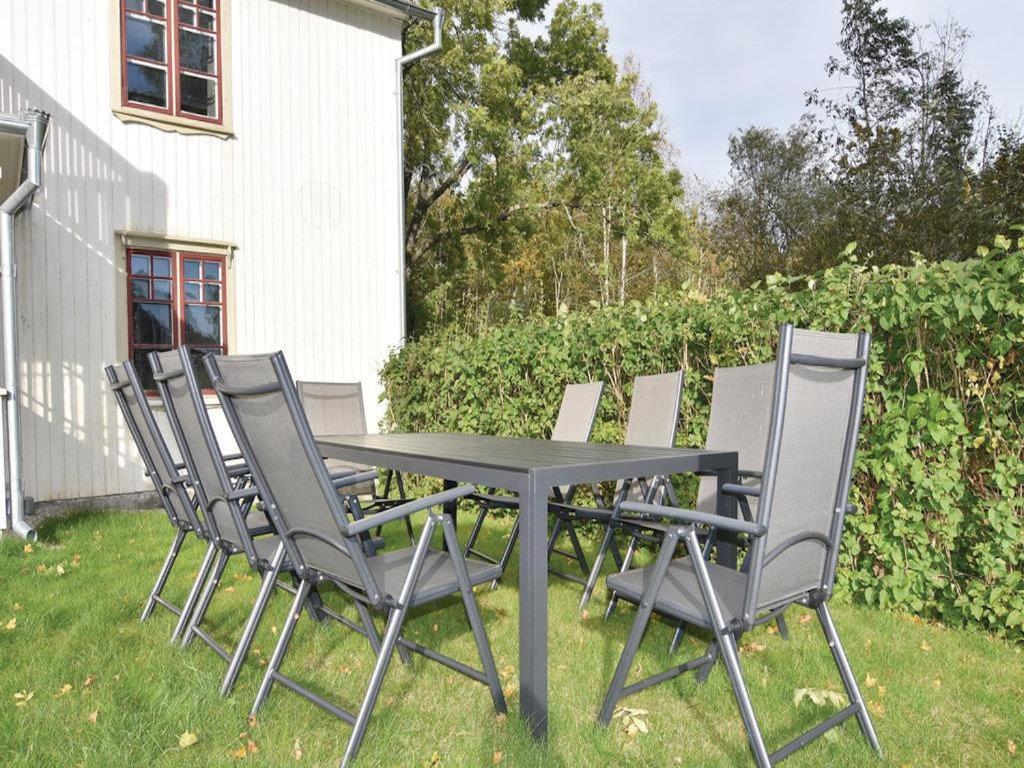Amazing Home In Mellerud With 4 Bedrooms And Wifi Exterior photo